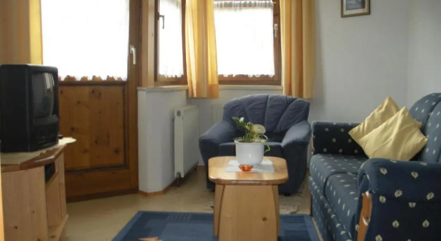 Apartment Christine Öttl, Rezerwuj Apartament Hotele w Pfunds z parkingiem, Parking