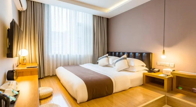 Двухместный номер Standard Jingli Hongyizhan Hotel Beijing Sanlitun