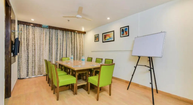 Номер Business Hotel Blue Stone - Nehru Place