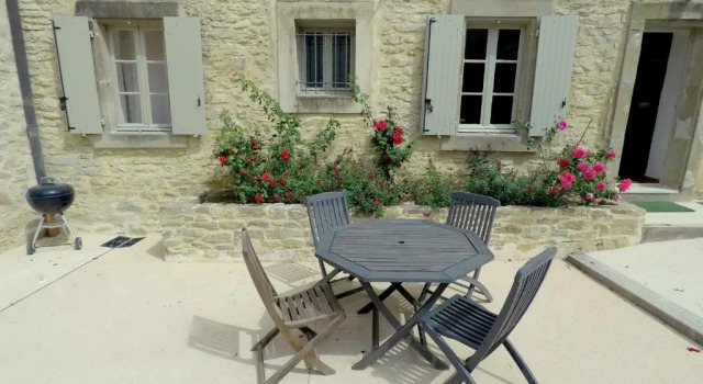 Апартаменты Les Gites du Chateau St Jacques dAlbas