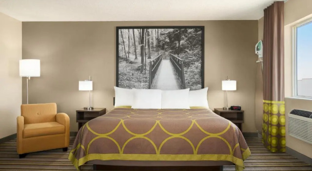 Suite Super 8 by Wyndham Liberal KS