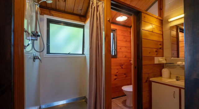 Трёхместный люкс Comfort с 2 комнатами Orewa Motor Lodge