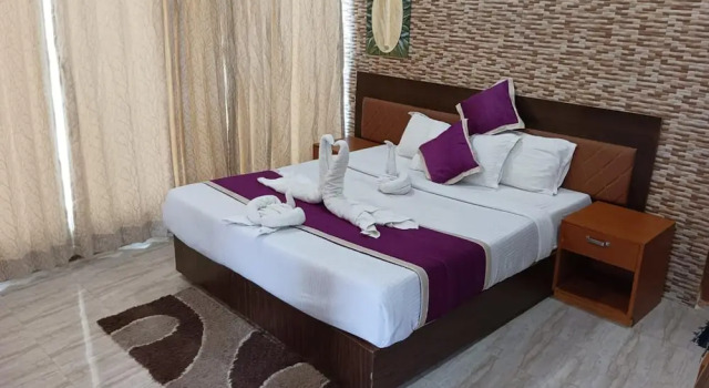 Люкс Royal Gold India Beach Resort
