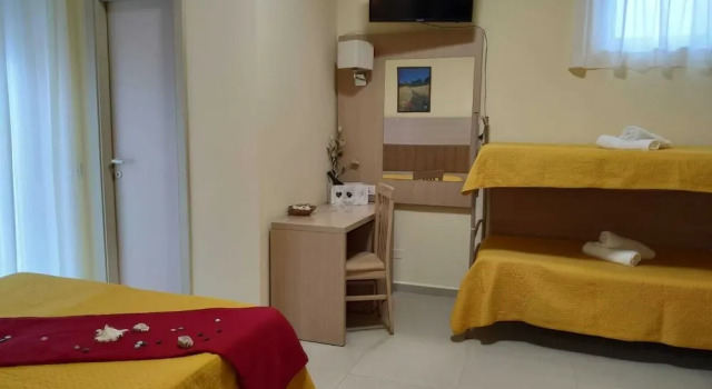 Четырёхместный номер Standard Hotel Cuba