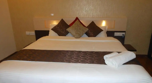 Студия Hotel Omicron 1 BHK Studio room