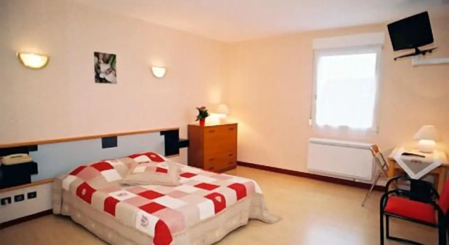 Номер Comfort Hotel Au Logis Des Ours