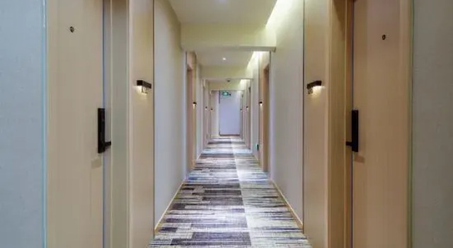 Shell Hotel (Shanghai Lujiazui Renji Hospital East Hospital Branch)), Varaa Hotelli Shanghai Shanghai