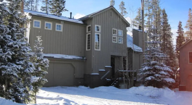 Коттедж White Wolf Mountain Air Townhome: Elegant Retreat