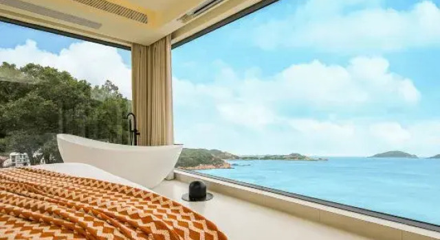 Люкс MaxHotel