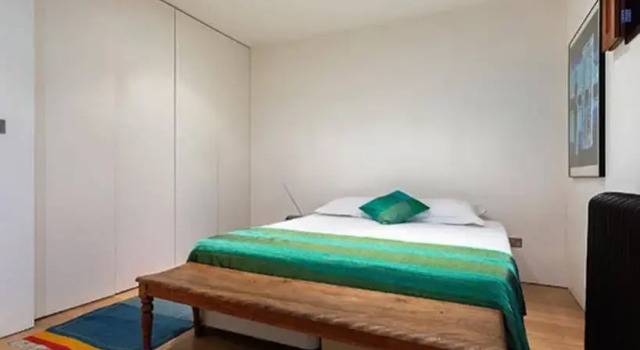 Veeve  Scampston Mews Townhouse, Забронировать Отель Лондон Большой Лондон, рядом с Лондонский парк аттракционов КидЗания