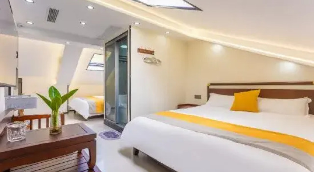 Люкс Deluxe Hangu Homestay (Putuo Mountain Puji Temple)