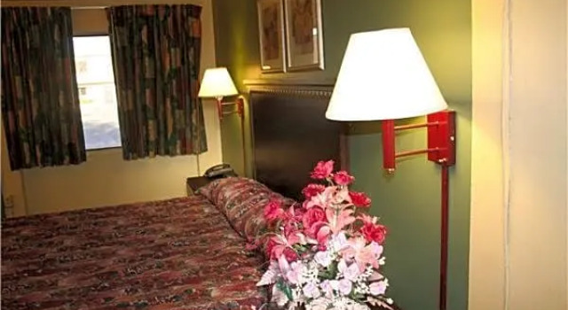 Двухместный номер Standard Plaza Travel Inn