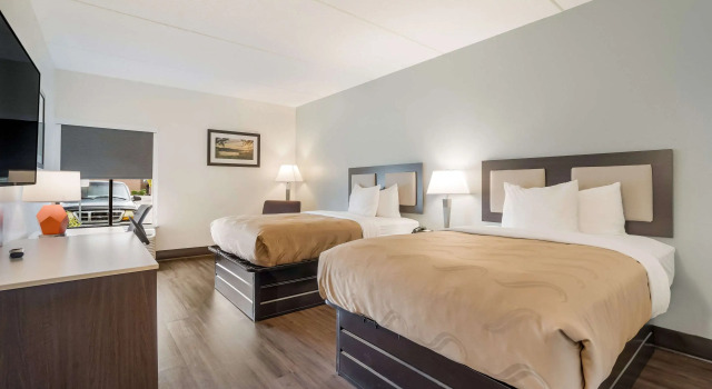 Четырёхместный номер Standard Quality Inn Jacksonville near Camp Lejeune