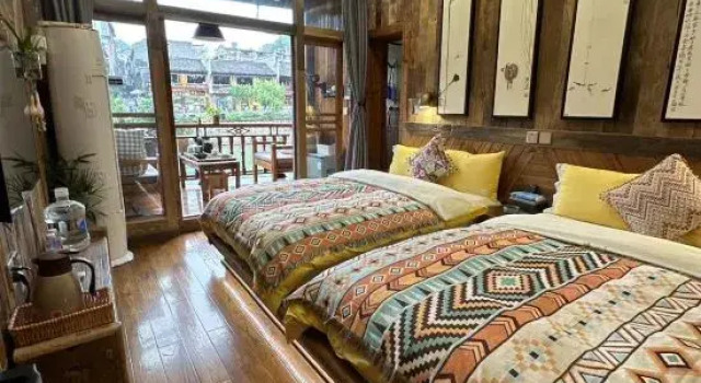 Phoenix Gutong Inn (Lijiang Hongqiao Branch)