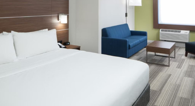 Двухместный номер Standard Holiday Inn Express & Suites Orlando At SeaWorld by IHG