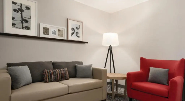 Двухместный люкс c 1 комнатой Country Inn & Suites by Radisson, Detroit Lakes