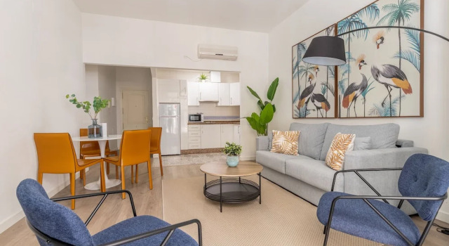 Апартаменты Standard Thyssen Boutique Apartments by Caleta Homes