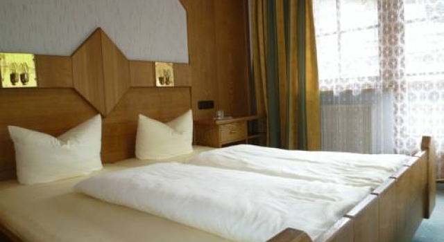 Pension Wildspitze, Забронировать Отель Отели Тироля 3 звезды, 3*