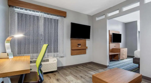 Люкс Quality Inn & Suites Livermore Wine Country