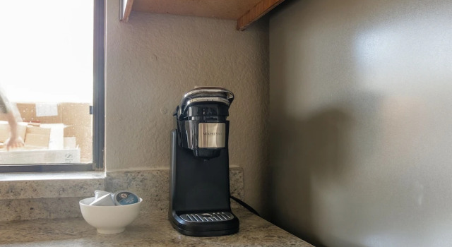2 Bedroom Apartment w/ Pool, Balcony & WiFi by Frontdesk, Reserva ahora Apartamento Albuquerque 