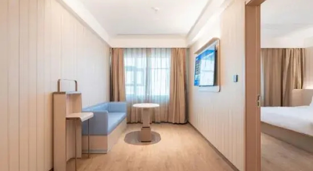 Люкс Changtai Hezheng Business Hotel