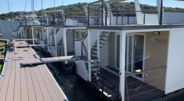 Коттедж Floating House ARENA 1