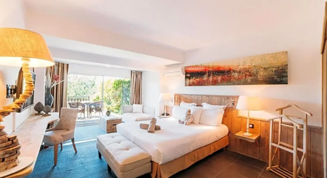 Номер Superior Hôtel Font Mourier