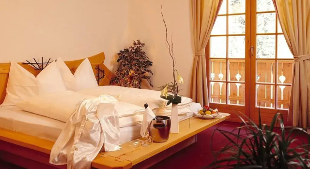 Hotel Alpinlounge Weiberhimmel, Забронировать Отель Куппельвис - Пракупола Италия