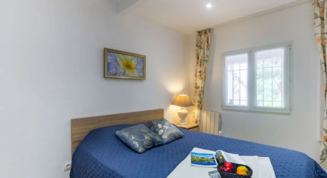 Lot 10 loree du bois, Забронировать Отель Сен-Рафаэль Mimosa Road