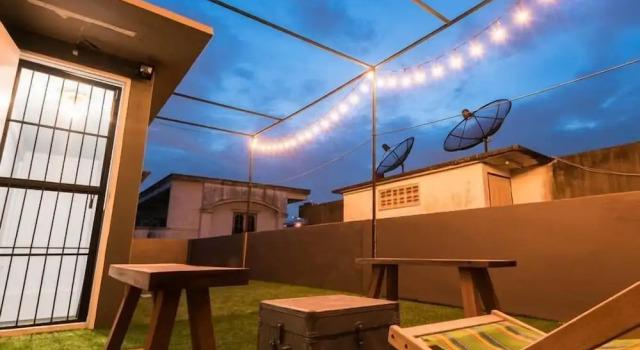 Коттедж Vacation Townhome near BTS Ekamai