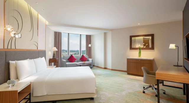 Полулюкс Radisson Golf & Convention Center Batam