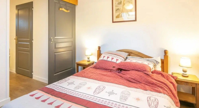 Apartment in Saint-sorlin Near Ski Slopes