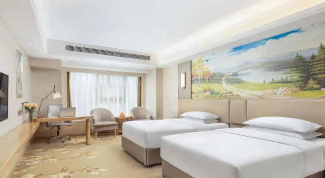 Vienna International Hotel (Xinwuzhong, Dengcheng Avenue, Xiangyang), Book Hotel 4-stjernede hoteller i Xiangyang, 4*