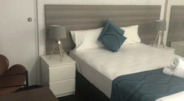 Двухместный номер Standard с балконом и с видом на море Bribie Waterways Motel