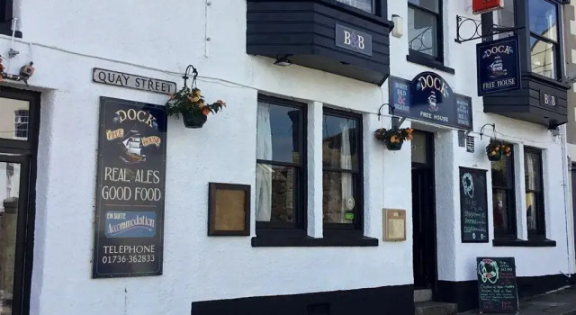 The Dock Inn, Varaa Hotelli Penzance Cornwall