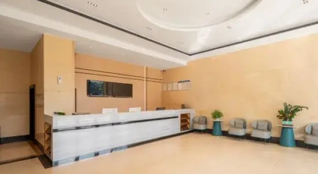 City Comfort Inn Huizhou Zhongkai Huihuan, Boek Hotel Hotels in Guangdong met parkeren, Parkeren
