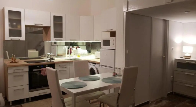 Студия Brand New Garden Flat / Free Parking