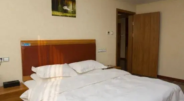 Люкс Heyun Holiday Hotel