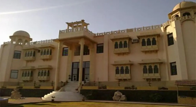 United-21 Royal Resort, Забронировать Курортный отель Отели штата Раджастхана 3 звезды, 3*