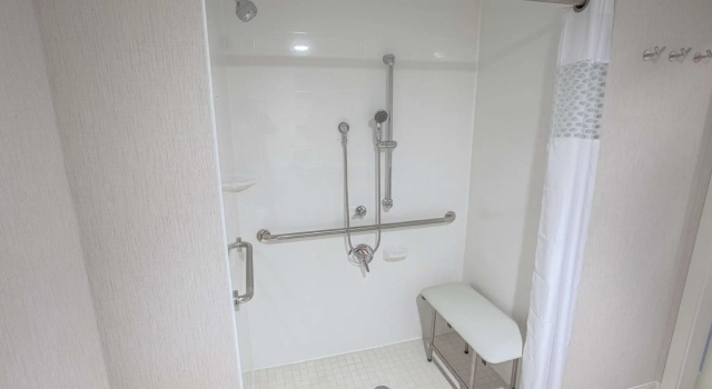 Двухместный номер Standard Hampton Inn by Hilton Amesbury, MA