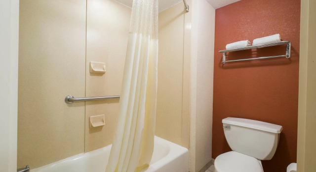 Четырёхместный номер Deluxe Red Roof Inn & Suites Philadelphia - Bellmawr