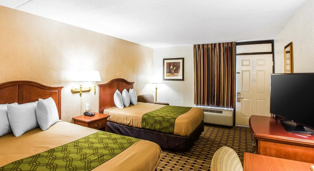 Econo Lodge Midtown, Rezerwuj Hotel Savannah Georgia