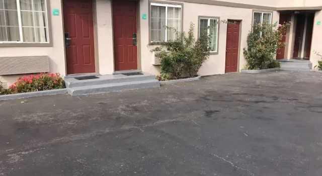 Geneva Motel Daly City