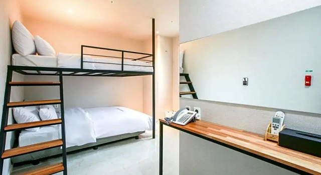 Четырёхместный номер Standard Дуплекс MyeongDong New Stay Inn