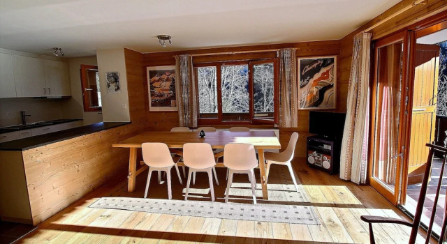 Monteilly Crooms at 150 Meters From the Cableway, Prenota Appartamento Champéry 