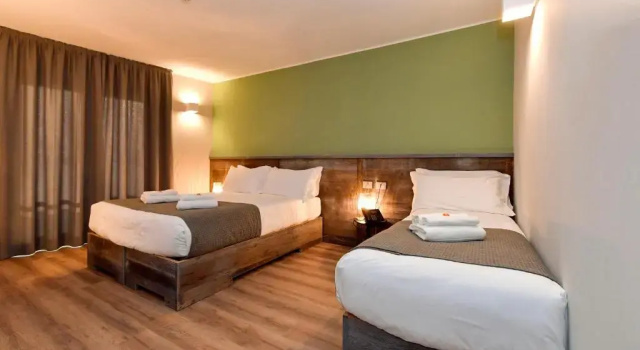 Четырёхместный номер Standard Du Parc Hotel
