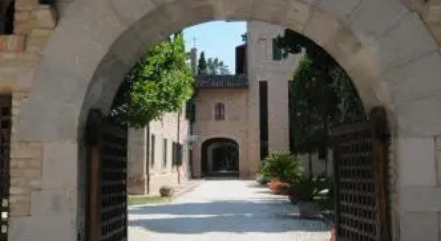 Relais Villa Sant'Isidoro, Varaa Villa Corridonia 