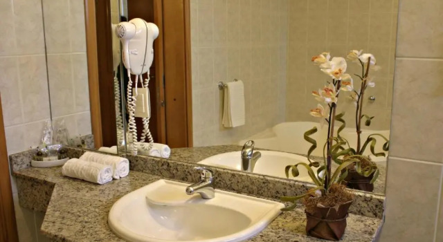 Люкс Deluxe Barbur Plaza Hotel
