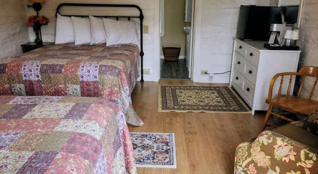 Четырёхместный номер Standard Fairweather Inn and Nevada City Cabins
