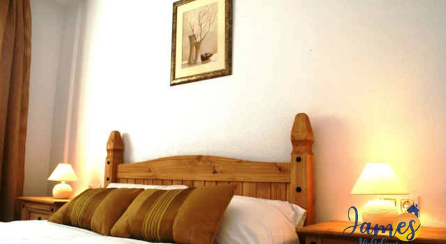 La Cinuelica R14 grd flr apt overlooking pool L124